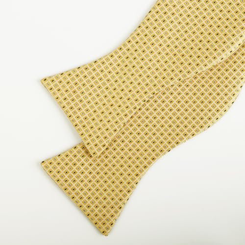 Image of Alizeal Mens 2pcs Solid Self-tied Bow Tie Set | Alizeal Mens 2pcs Self-tied Solid /Animal Bow Tie and Pocket Square Set Perfect for Wedding Business Formal Events