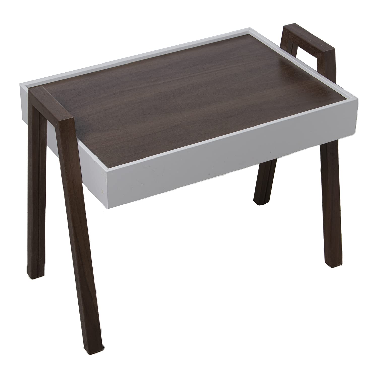 Tables gigognes gain de place pour optimiser les petits salons