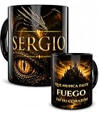 Taza personalizada con nombre y dedicatoria para fans de dragones y fantasía épica, regalo original para frikis, gamers, cumpleaños y amantes de la aventura (Dragón Negro)