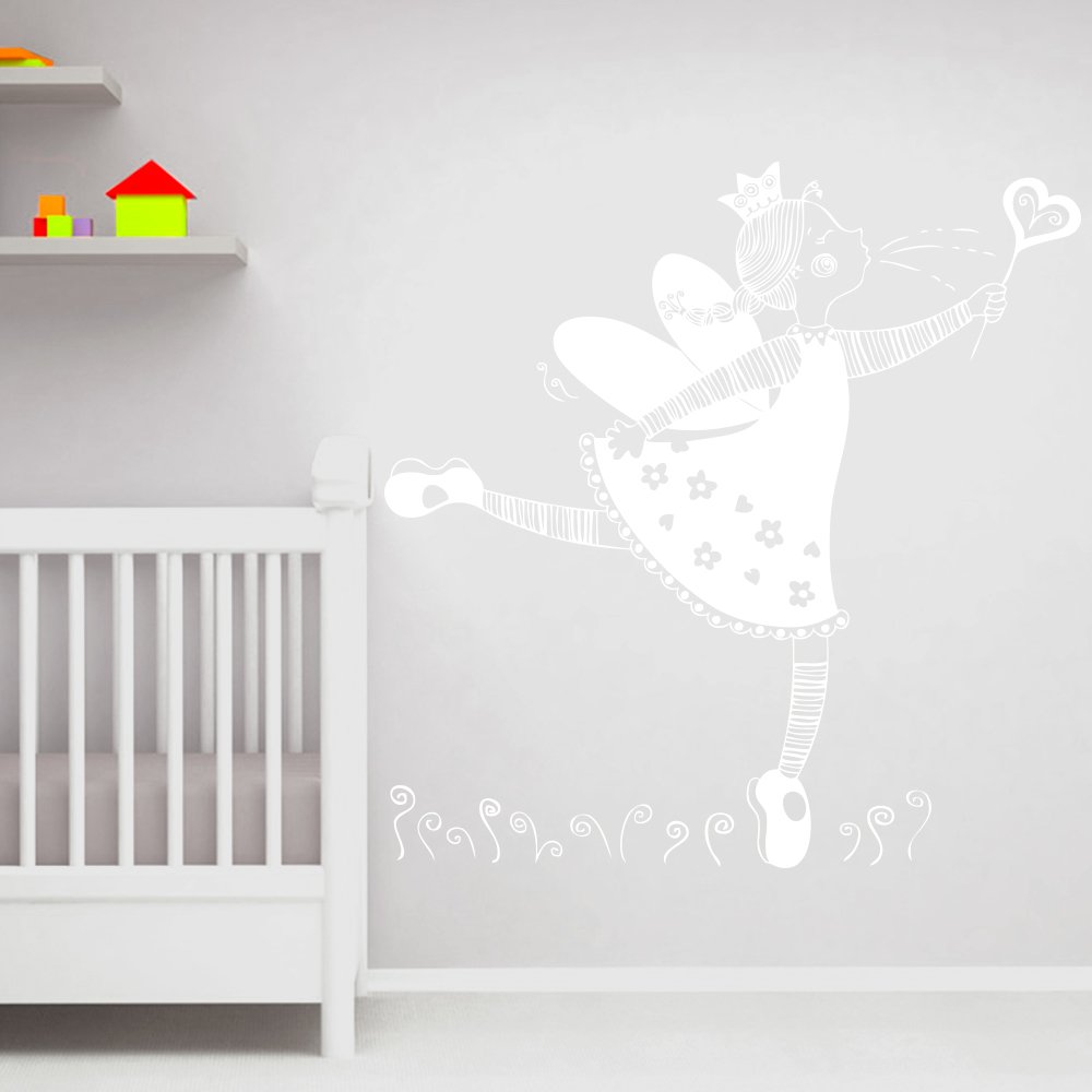Vinyle enfant pour décorer facilement un mur blanc triste