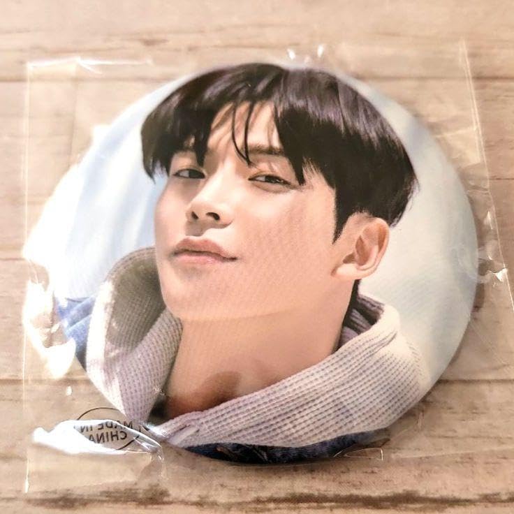 Amazon.co.jp: SF9 ロウン ROWOON 缶ミラー＆缶バッジ セット : おもちゃ