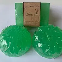 Sabonete de Babosa (Aloe Vera) - Rosto reduz (Acne, Espinha, Manchas, Hidrata, Esfolia, Melasma) (70g)