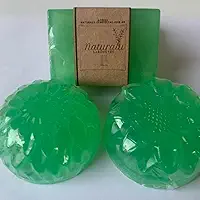 Sabonete de Babosa (Aloe Vera) - Rosto reduz (Acne, Espinha, Manchas, Hidrata, Esfolia, Melasma) (70g)