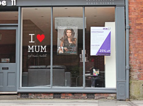 60 Second Makeover DÍA DE LA Madre I Love Mamá Ventana Pared Tienda Pegatina Adhesivo Regalo FOLLETO Disponible Salón Esteticista - Grande