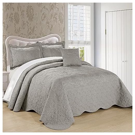 Home Soft Things Damask 4 Piece Bedspread Set, Scalloped Edge Reversible Coverlet Comforter Prewashed Bedding Set, Matelasse Embossed Floral Solid Pattern,Ash Gray Oversize King(120" x 120")