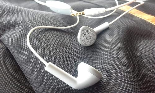 Image of Earphones for Samsung Galaxy s ||| Mini Value, Samsung Galaxy S ||| Next, Samsung Galaxy S 4G T959, Samsung Galaxy S Advance Wired Headphones (YS15, White)