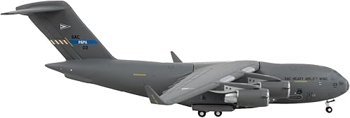 GeminiJets GMNAT132 NATO Strategic Airlift Boeing C-17 Globemaster III escala 1400