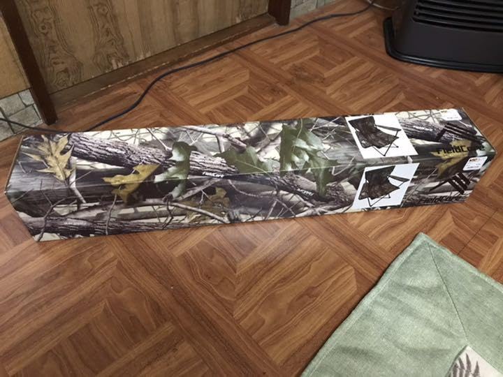 フィールドコア アームチェア 迷彩グリーン 限定 完売品 新品未開封 2脚セット フィールドコア アームチェア 迷彩グリーン 限定 完売品 新品未