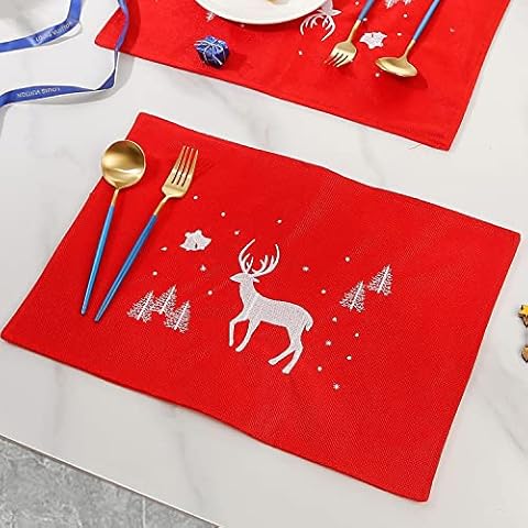 Christmas Placemats Set of 2 cloth Heat resistant, non slip, washable Embroidery 45×32 cm Cover