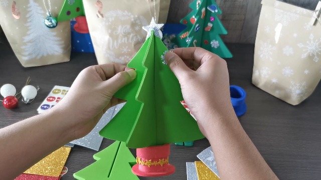 Weihnachts-Bastelset Für Kinder - 258 Teile Mit Moosgummi, Aufklebern, Stiften & Wackelaugen