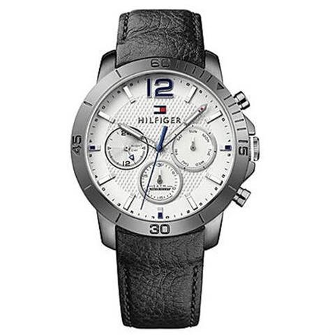 Tommy Hilfiger Men Leather Analog Silver Dial Watch - Th1791271J, Band Color-Black (B06XHGRR7S) Amazon Price History, Amazon Price Tracker