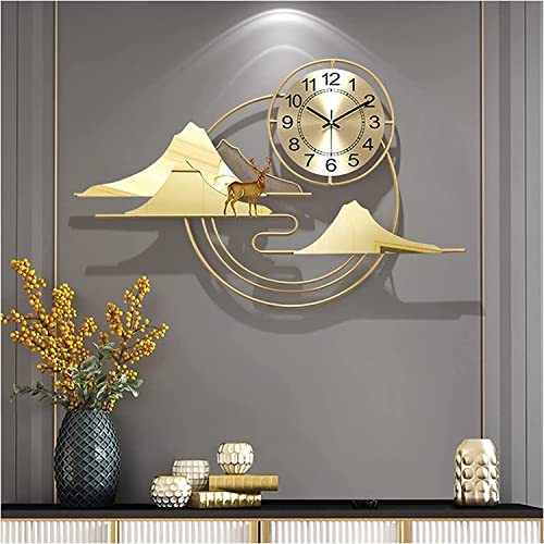 Horloge d'art moderne en métal noble avec grands chiffres silencieux