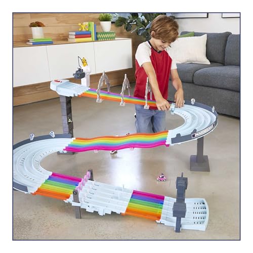 Hot Wheels Mario Kart Rainbow Road Raceway 8-Foot Track Set with Lights & Sounds & 2 1:64 Scale Vehicles, Race with 5-Track Colorful Course with 2 Configurations, Toy for Kids Ages 4 Years Old & Up