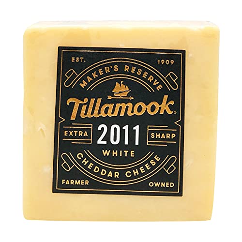 TILLAMOOK Extra Sharp Cheddar