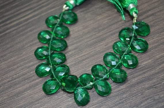 Quartz vert émeraude facetté poire pour création bijoux | LKBEADS 13x9mm