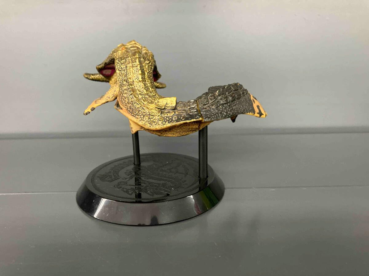モンスターハンターフィギュア　シェンガオレン　ナバルデウス　ナバルデウス亜種 モンハン シェンガオレン ナバルデウス亜種 怒り フィギュア