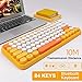 immagine 3Tastiera Bluetooth Wireless, Simpatica Tastiera compatta Mini a 84 Tasti, Tecnologia di connessione Bluetooth Wireless a 2,4 GHz, Retro keycap Rotondo ABS, Pannello Opaco, Design ergonomico(Giallo)