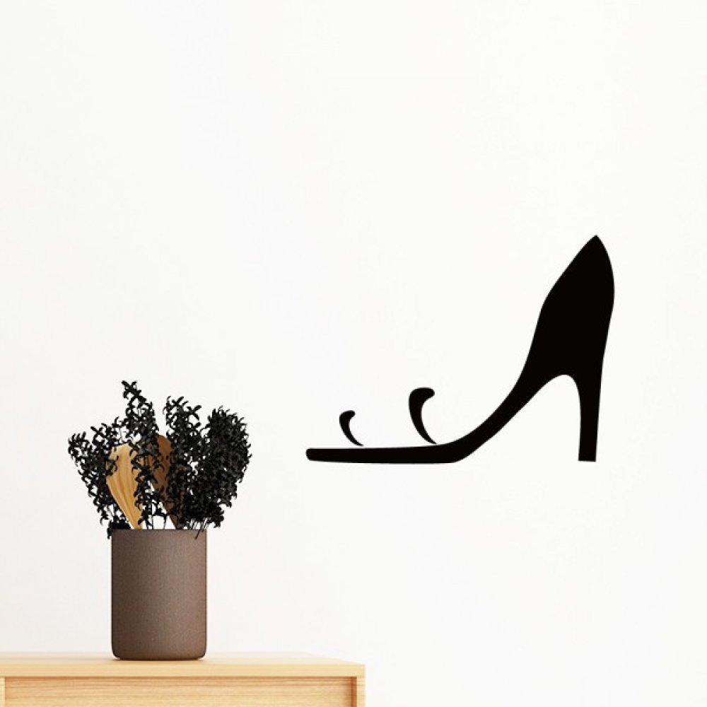 Sticker mural talons design noir de 50cm pour sublimer un dressing moderne