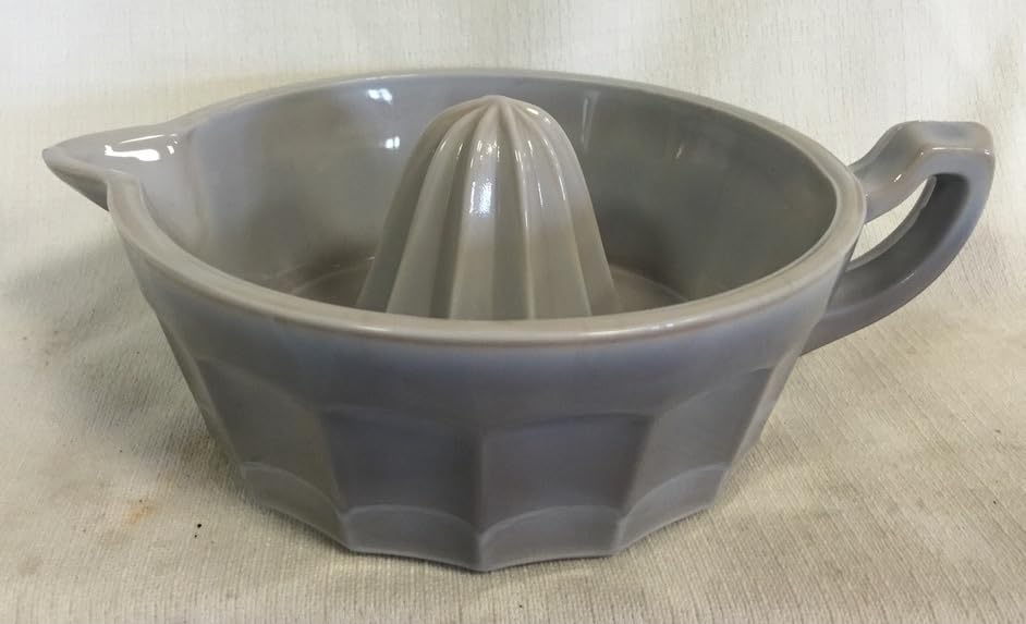 Reamer - Large Glass Grapefruit, Orange or Lemon Juicer - American Made - Mosser Glass USA (Gray Marble)
