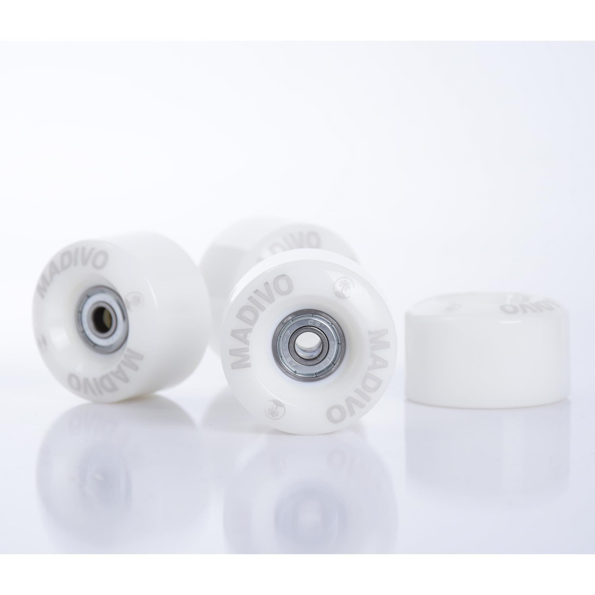 MADIVO Ruote di ricambio + cuscinetti a sfera per pattini a rotelle 54 mm x 32 mm | Set di 4 ruote 82A ABEC-7 cuscinetti Bearings | Classiche ruote per pattini a rotelle per Quad Skates per interni ed