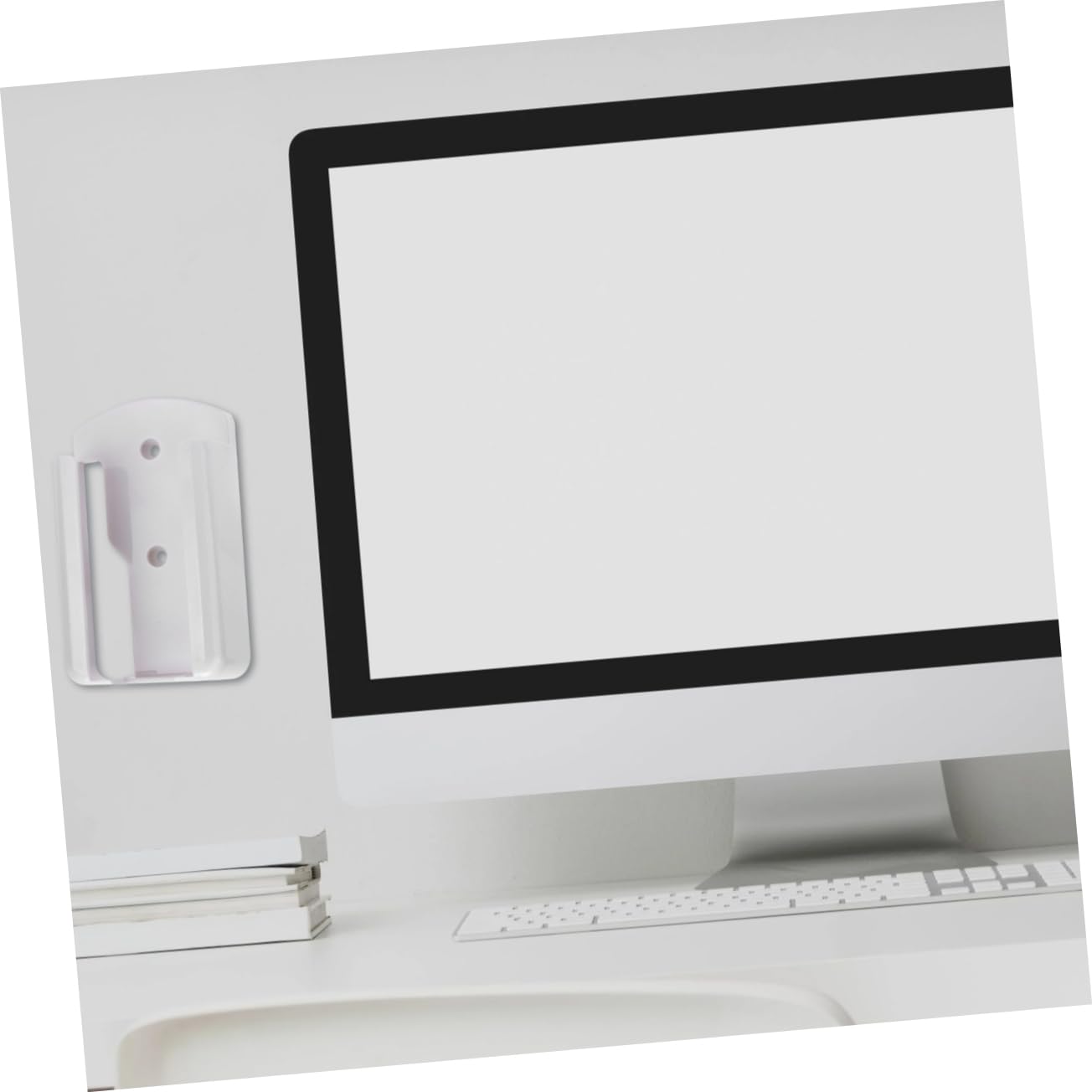 2 soportes de pared para mandos a distancia de plástico blanco creativo para mandos a distancia, solución de almacenamiento ordenada para el hogar, diseño simple, accesorio que ahorra espacio