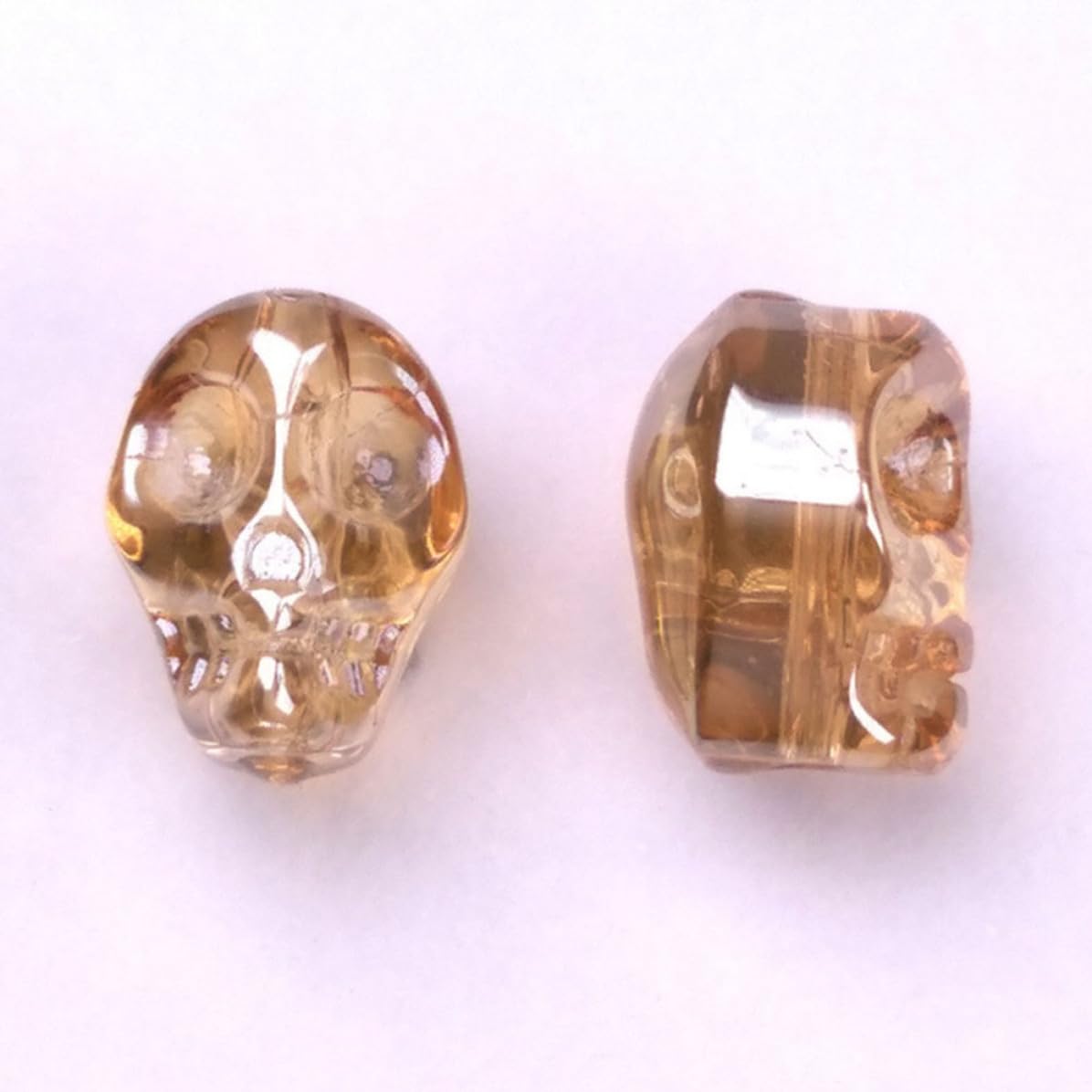Abaodam 400 Stück Leichte Glasperlen in Totenkopfform für Selbstgemacht Schmuckherstellung Handliche Dekorative Perlen als Zubehör für Armbänder und Weihnachtsbasteln Zufällige Farbe