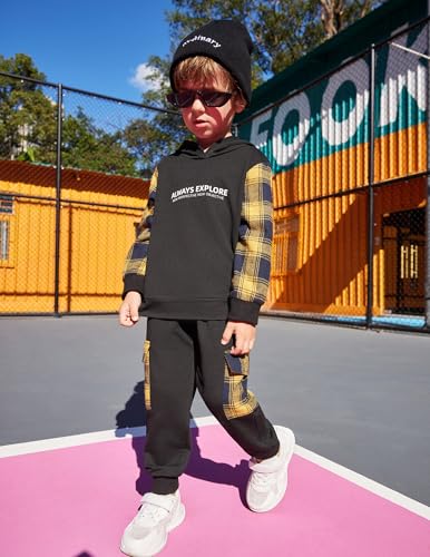 Arshiner Boys Plaid & Letter Graphic Hoodie Sweatshirt and Flap Pocket Sweatpants Toddler Boys Fall Winter Outfits Set2