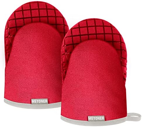 Mini Oven Mitts, Kitchen Mitts Cooking Kitchen Mitts, 500 Degree Heat Resistant Baking Gloves for Cooking Baking BBQ with Hanging Loop 1 Pair-Red