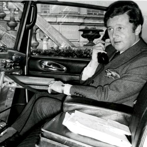 All&ocirc;, c&rsquo;est Philippe Bouvard !