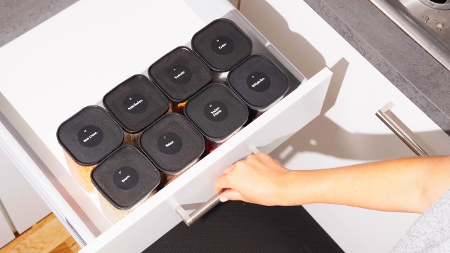 KIVY Eckige Vorratsgläser – 4x400 Ml, Luftdicht, Stapelbar, Mit Bambusdeckel & Etiketten, Schwarz
