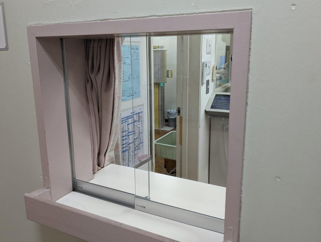 建具　　ガラス入り帯戸 建具ガラス入り帯戸