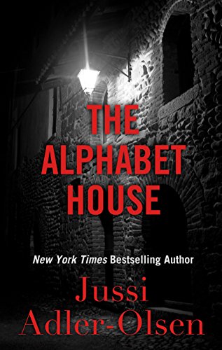 The Alphabet House (Thorndike Press Large Print... [Large Print] 1410478629 Book Cover