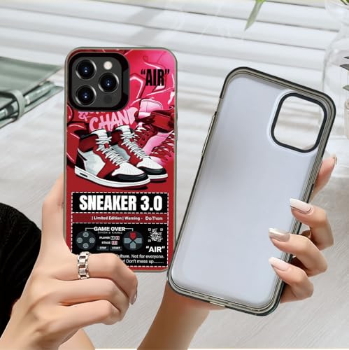 Coque esthétique look baskets classiques pour iPhone 14 Plus idéale pour vos sorties urbaines