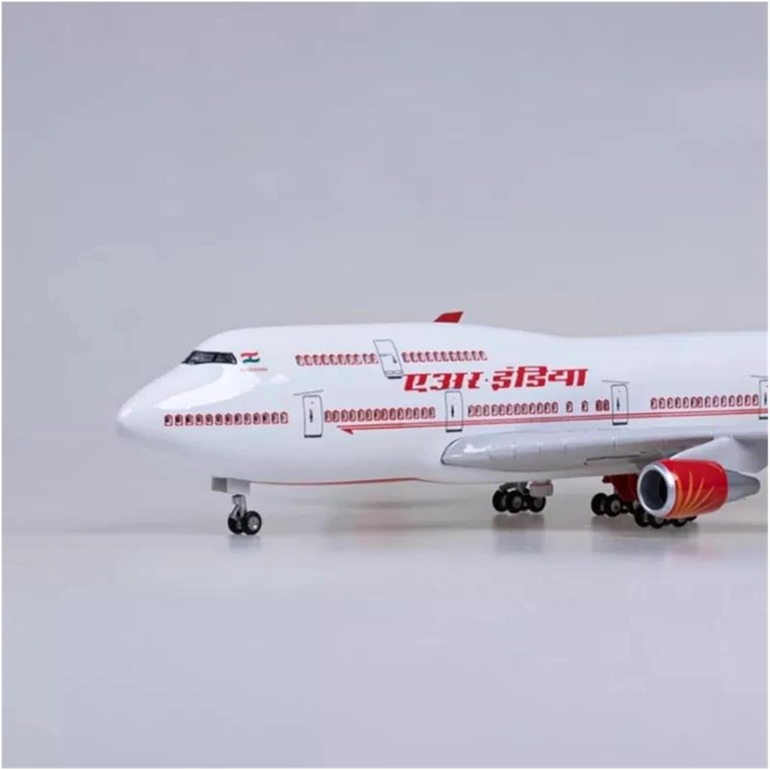 金属製飛行機模型 1:150スケール ボーイング747 インド航空機