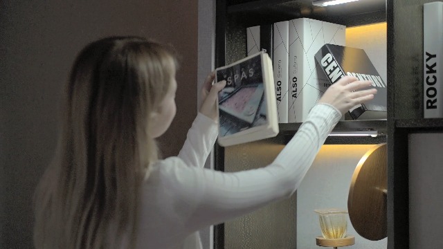 Luci LED Sottopensile Con Sensore Movimento - Ricaricabile USB, Magnetica, Per Cucina, Armadi