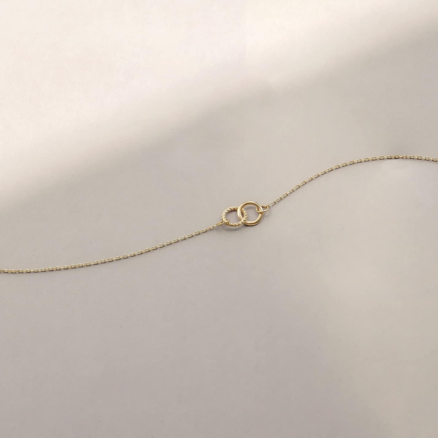 Gelin 10K or 14K Solid Gold Interlocking Circles Bracelet