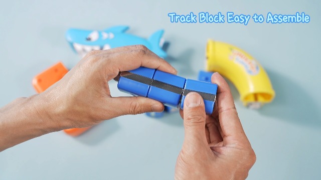 Set De Tren Eléctrico Clickrail 193 Piezas – Pista 3D Con Tiburón Antigravedad Para Niños 3-8 Años