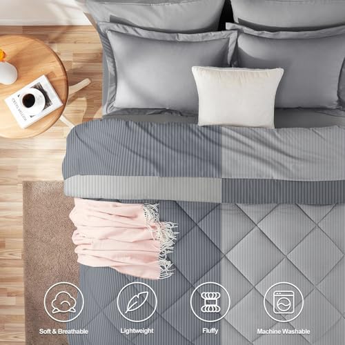 Image of Amazon Brand - Umi AC Comforter Double Bed | AC Blanket Double Bed | 220 GSM Ultra Super Soft Microfiber Reversible Lightweight All-Weather Bed Comforter /Duvet /Quilt (90 inchX86 inch Inche, Grey & Silver)