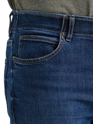 Image of LEE Men's Performance Series Extreme Motion Regular Fit Jean