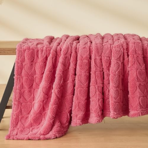 Image of NEWCOSPLAY Super Soft Throw Blanket Coral Pink Love Premium Silky Flannel Fleece 3D Heart Checkered Lightweight Bed Blanket All Season Use (Coral Pink Love, Throw(40"x50"))