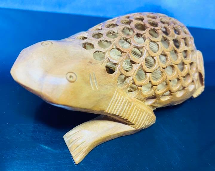 a830 【新品・未使用】香合 黒柿 横笛 角出俊平 木箱 加賀 山中 茶道具 香合 黒柿 横笛 角出俊平 木箱 加賀 山中 茶道具 ※海外発送の場合、