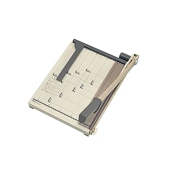Amazon | プラス 裁断機 ペーパーカッター PK-013 裁断幅 A4タテ