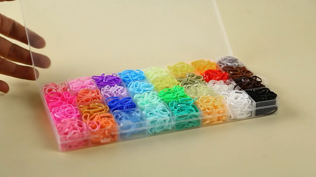 2000 Kleine Haargummis In 32 Farben – Elastische Baby-Gummis Mit Set Aus Haarspangen, Styling-Werkzeug & Aufbewahrungsbox