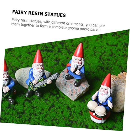 Mini décor gnome de Noël pour égayer un bureau terne - 7