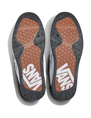 Vans Women's Upland Skate Shoe4