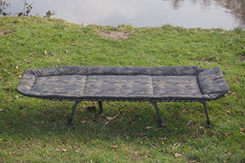 Karpfenliege Solar Tackle Undercover im Camouflage-Design