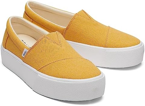 TOMS Women's Fenix Platform Slip-On Sneaker, Mango Washed Canvas, 9 | Image 2