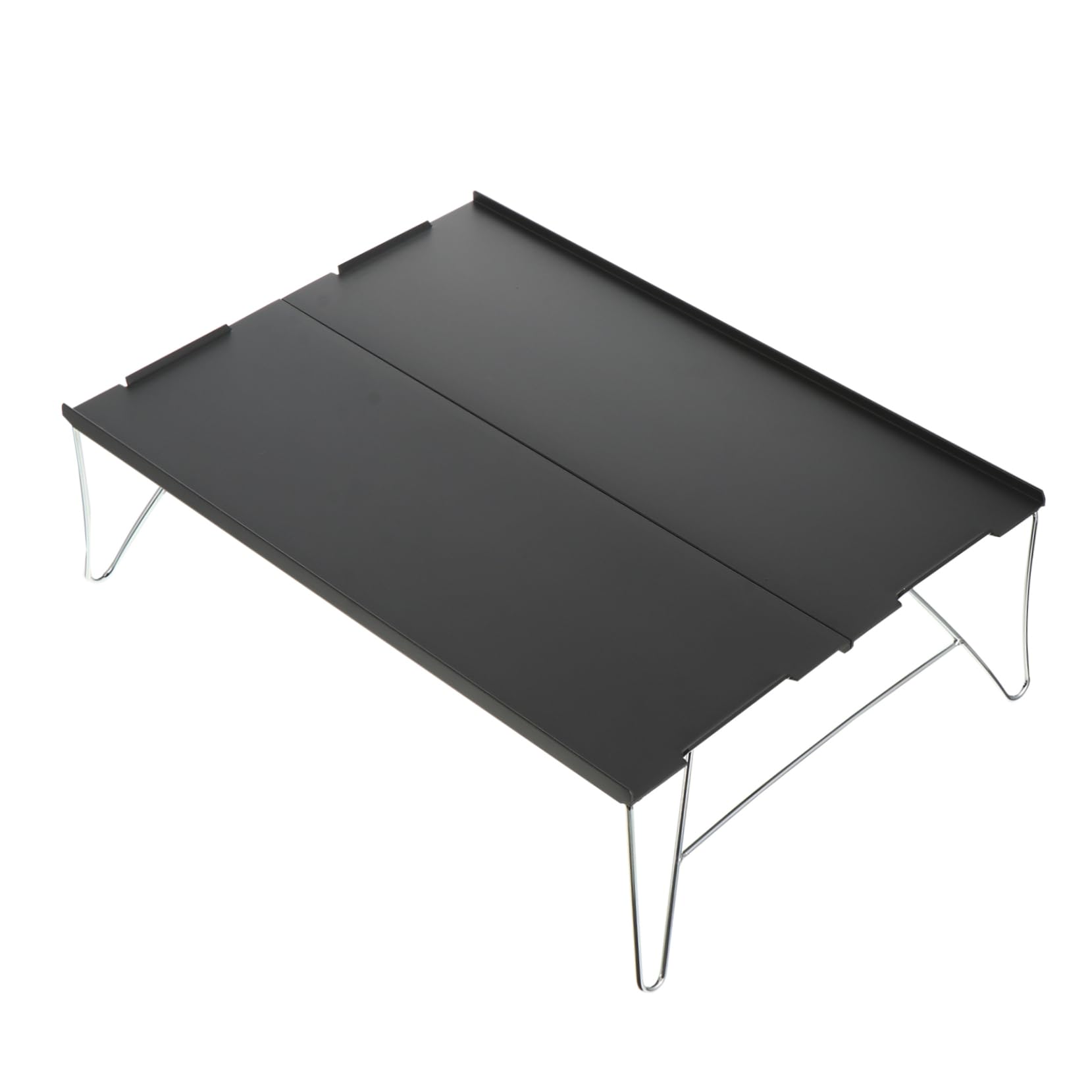 Table pliante de camping pour barbecue entre amis et journées détente à la plage