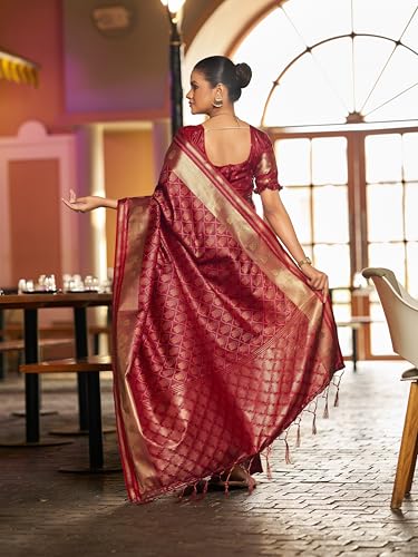 Image of SWORNOF Women's Patola silk saree for Patola festival Wedding silk with rich pallu Design sarees for women with blouse piece
