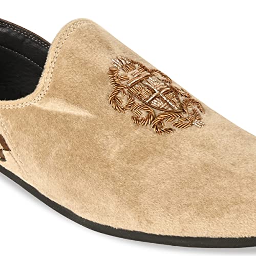 Image of Regal Men Velvet Embroidered Ethnic Slip Ons
